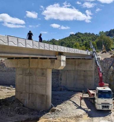 İki mahalle birbirine bağlanacak
