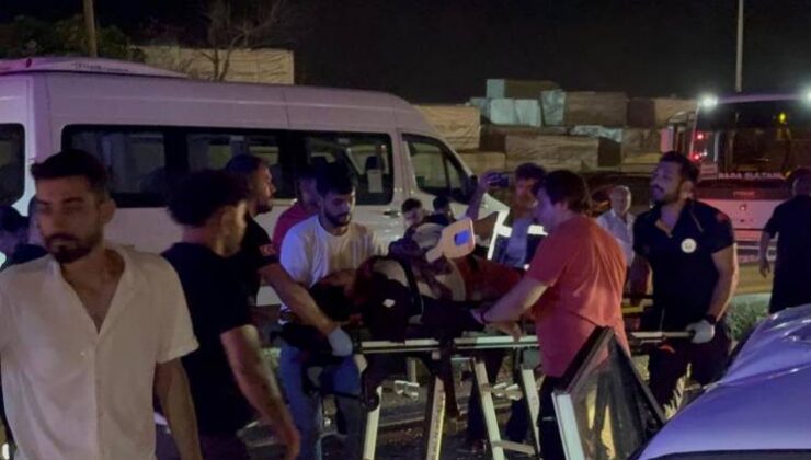 İşçi servisi otomobille çarpıştı: 2’si çocuk 5 kişi yaralı