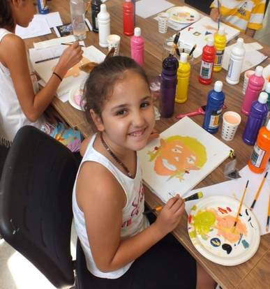 Kocaeli'de ki Sanat Atölyeleri çocukların yazına renk katıyor