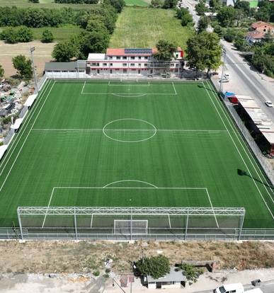 Yakup Altun Stadı’nı FİFA standartlarına uygun hale getirdi