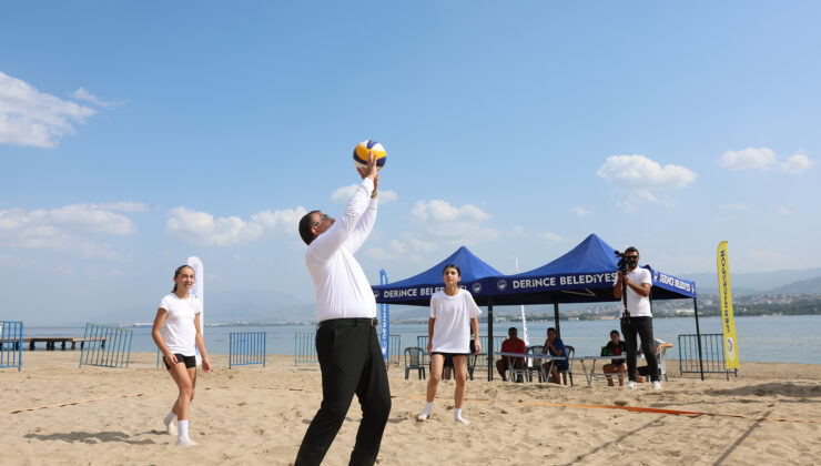 Derince’de Plaj Voleybolu heyecanı başladı