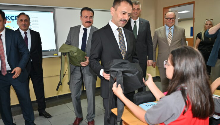 KSO’dan öğrencilere okul çantası ve kırtasiye desteği