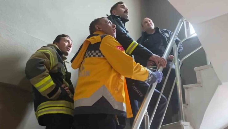 Haber alınamayan adam, evde uyurken bulundu
