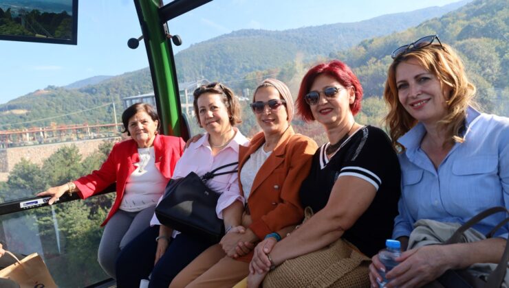 Kadın muhtarların teleferik gezisi