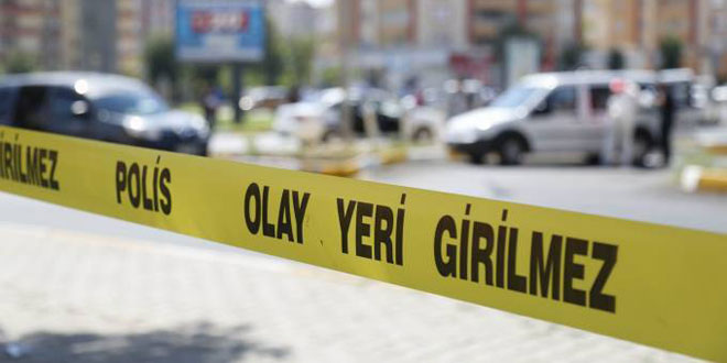 İzmit’te park halindeki araçta ceset bulundu