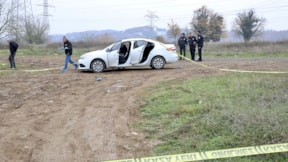 Komşuda bir kişi başından vurulmuş halde ölü bulundu