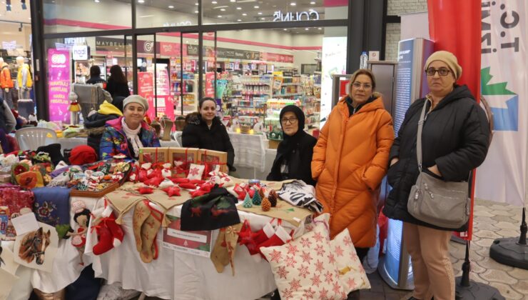İzmit Belediyesi Yılbaşı İyilik Pazarının ilk standı açıldı