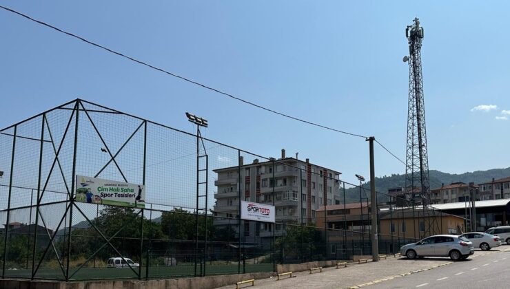 Karamürsel Ereğli Spor Tesisini yenileniyor