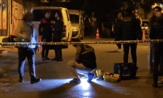 Sokak ortasında silahlı kavga 1 kişi vuruldu