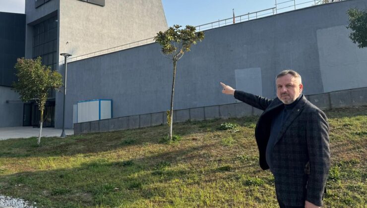 İzmit Belediyesinin göz boyamaktan başka icratı yok
