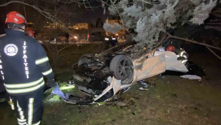 Kontrolden çıkan otomobil ağaçlık alana uçup takla attı