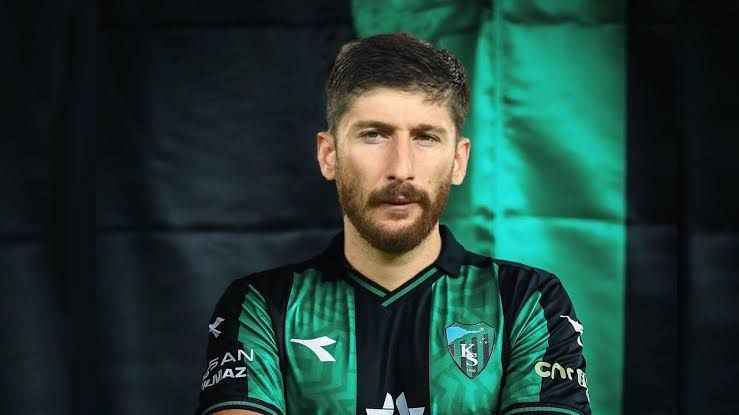 Kocaelispor’da yaprak dökümü sürüyor
