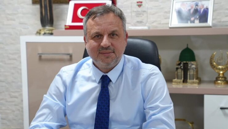 İzmit Belediyesi’nde iş, icraat yok, bol bol boş muhabbet var