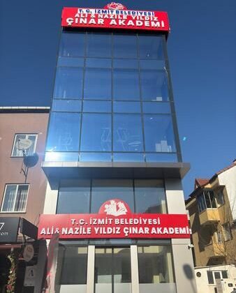 Ali& Nazile Yıldız Çınar Akademi LGS açıyor