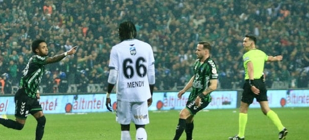 Merhaba Süper Lig. Kocaelispor 3 Sakaryaspor 1