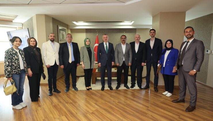 Anahtar Parti’den Başkan Büyükakın’a ziyaret
