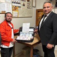 İçi para dolu çanta bulundu