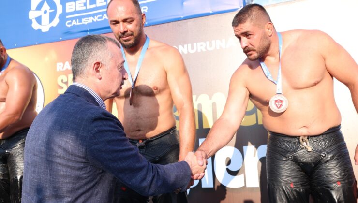 17. Sekapark Altın Kemer Yağlı Güreşleri’nde başpehlivan  belli oldu