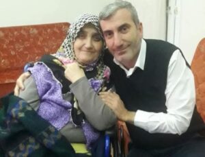 Faruk Bostan’ın annesi Reziye Bostan vefat etti