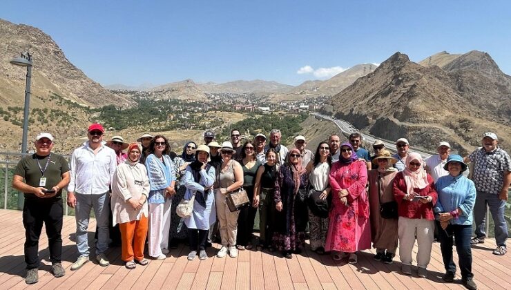 Akça Koca Kültür Platformu Hakkari, Şırnak ve Mardin’i gezdi