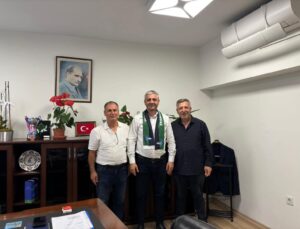Kocaeli Trabzonlular’dan Eray Kobya’ya ziyaret