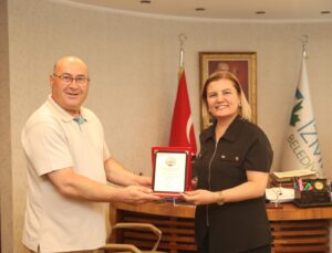 Başkan Hürriyet Fahri Karslı oldu
