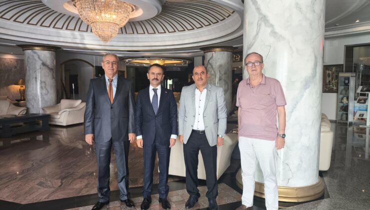 Vali Aktaş, İş İnsanı Mümtaz Emeksiz’i Ziyaret Etti