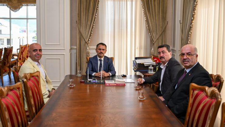 Erzurumlular’dan Vali Aktaş’a ziyaret
