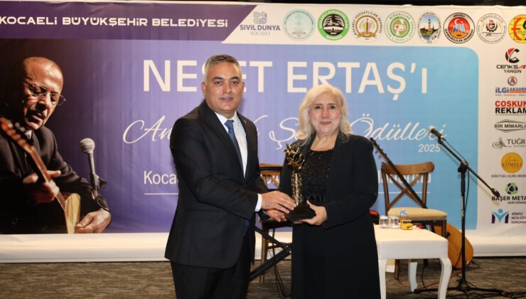 Neşet Ertaş Kocaeli’de anıldı
