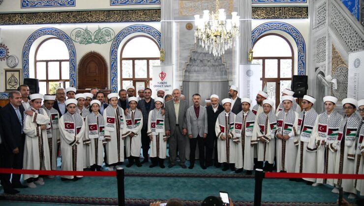 20 öğrenci için Hafızlık İcazet Merasimi yapıldı