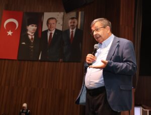 İnanç, Kitap Fuarı’nda “Can Veren Pervaneleri” anlattı