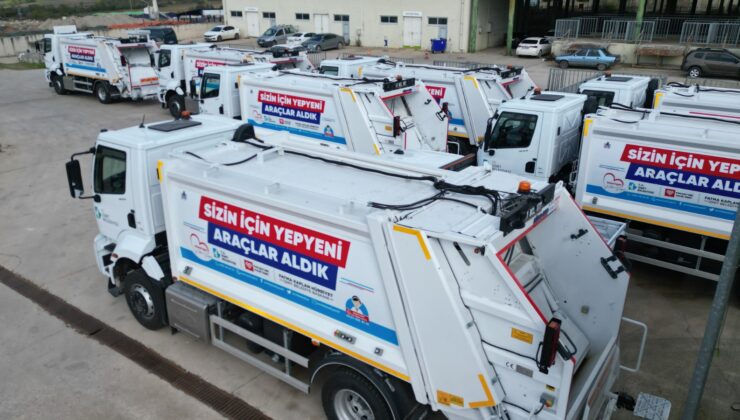 İzmit Belediyesi yeni aldığı araçları tanıtacak