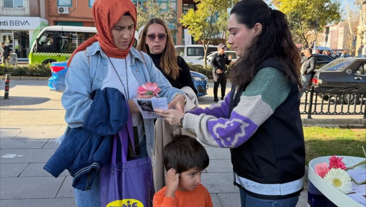 Gölcük’te Kadına Şiddete Karşı Farkındalık Etkinliği