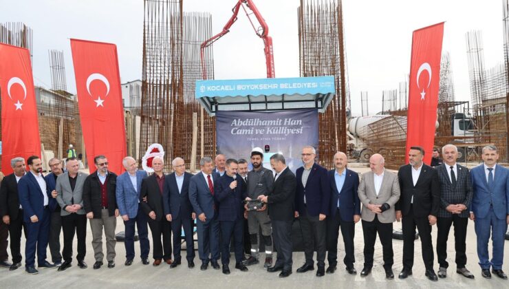 Abdülhamit Han Cami ve Külliyesi’nin temeli atıldı