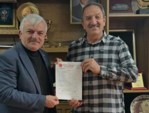 Yelken Kulübü Onursal Başkanı MHP’ye üye oldu