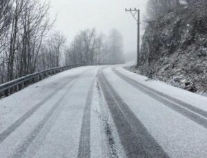 Kartepe’de yoğun kar yağışı