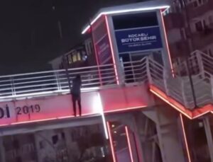 Köprüye çıkıp hayatına son vermek istedi