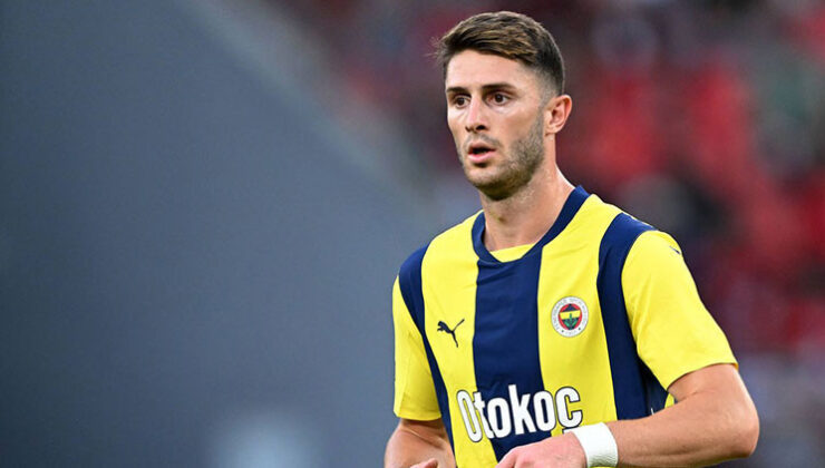 Gölcükspor’dan Fenerbahçeye giden İsmail Yüksek nişanlandı