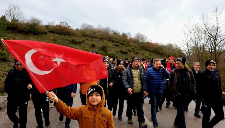 Körfezliler Sarıkamış şehitleri için yürüdü