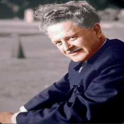 Nazım Hikmet Ran, doğum gününde İzmit’te anılacak