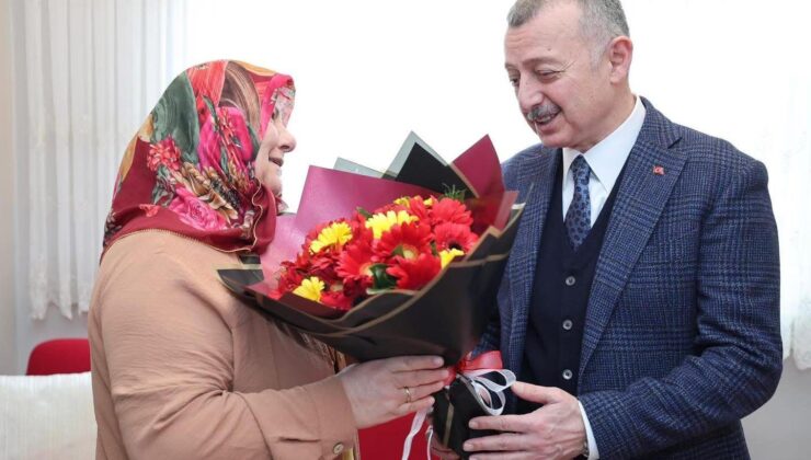 Başkan Büyükakın’dan şehit ailesine bayram ziyareti