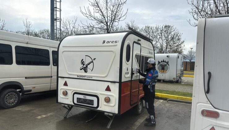 Sahil otoparkta bulunan karavanlara son uyarı