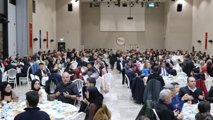 Sağlık camiası 14 Mart Tıp Bayramı İftarında buluştu