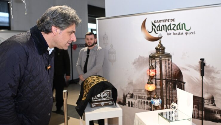 Sakal-ı Şerif ve Kabe örtüsü Kartepe’de ziyarete açıldı