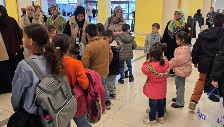 İHH Dilovası’ndan Çocuklara Bayram Sevinci