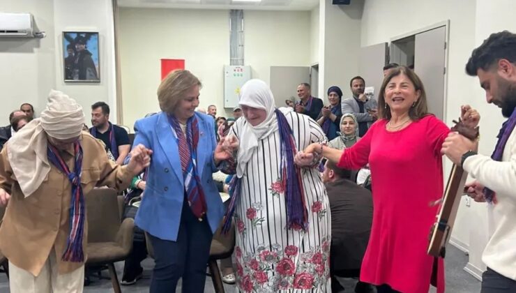 Kocaeli Trabzonlular’dan Huzurevi’ne ziyaret 