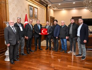 Niğdeliler’den Vali Aktaş’a ziyaret