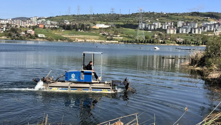 Gölkaypark’taki göleti de Büyükşehir temizledi