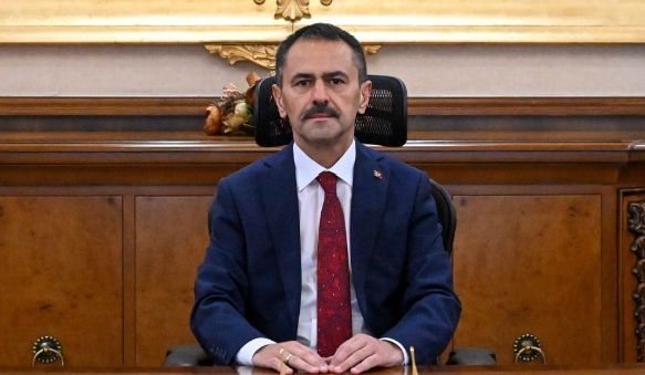 Vali Aktaş, hemşirelerin gününü kutladı
