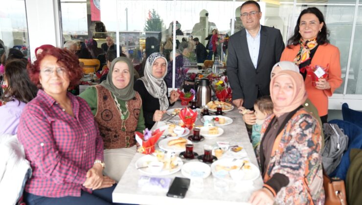 Derince’de Anneler Günü Öncesi Anlamlı Buluşma